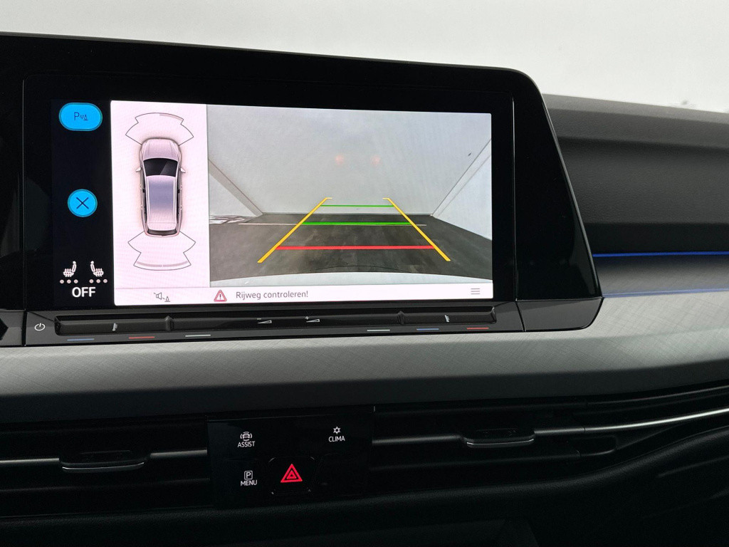 Volkswagen Golf variant 1.5 etsi life business dsg7 130pk