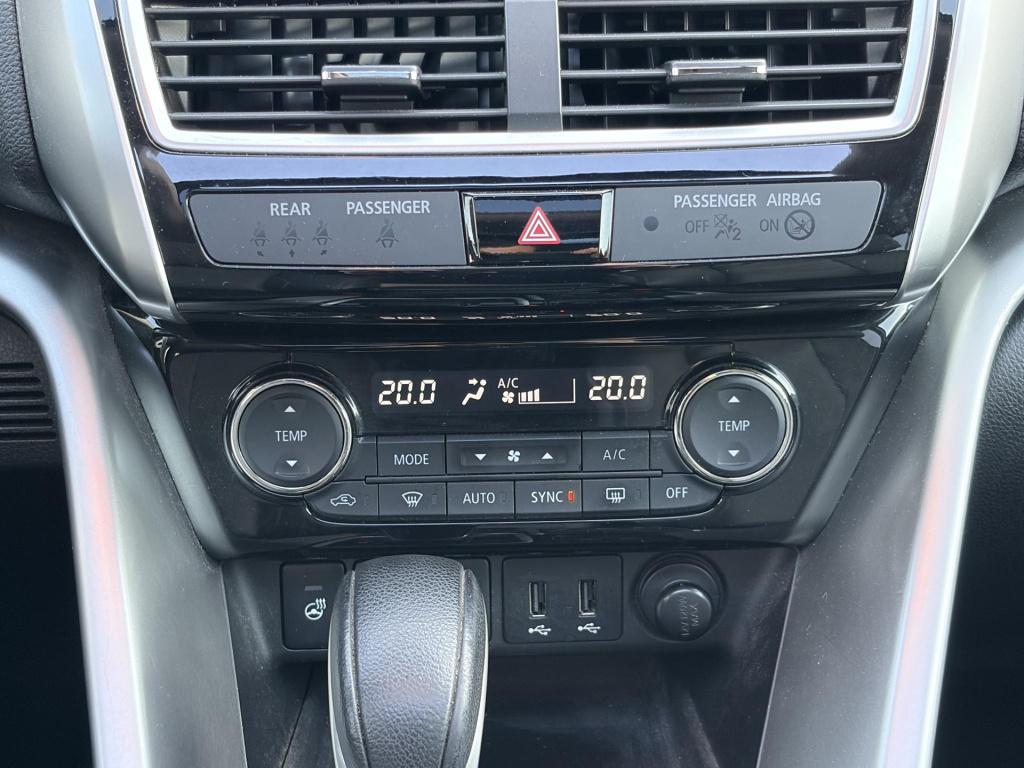 Mitsubishi Eclipse Cross 1.5 di-t instyle meest luxe uitvoering incl. trekh