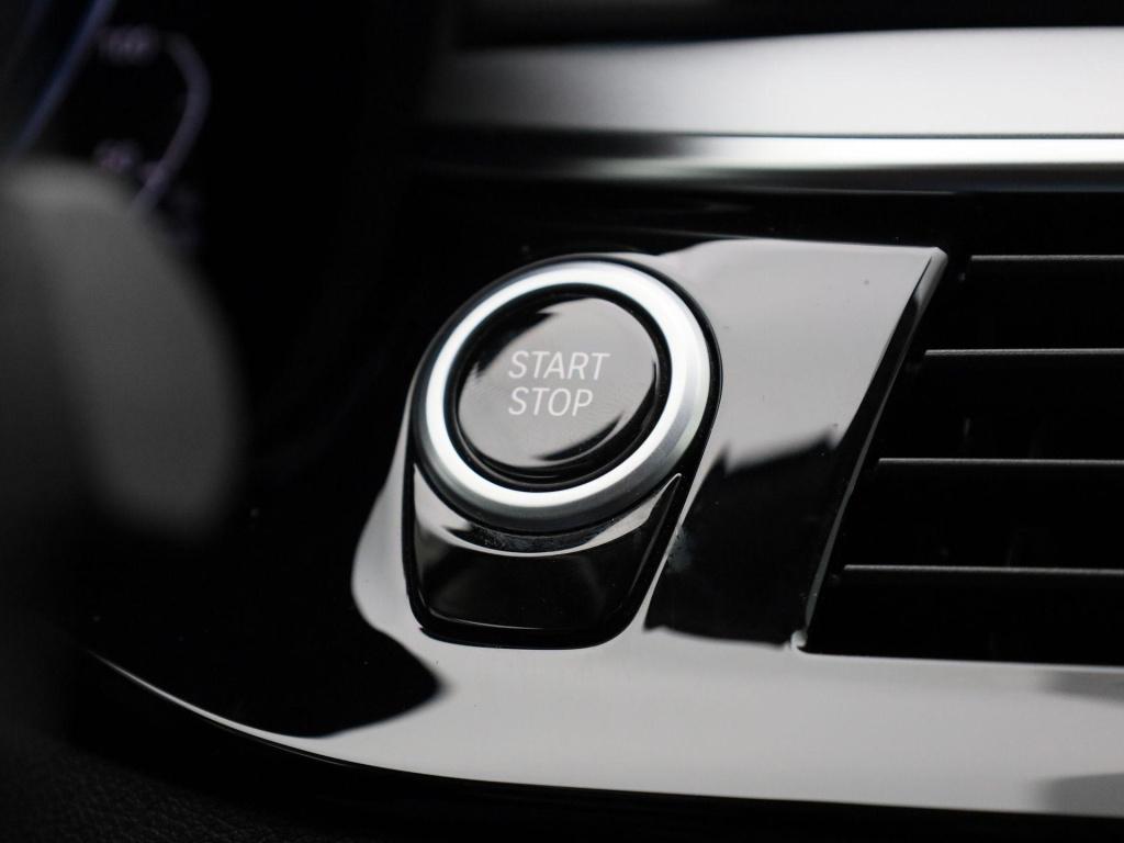 BMW 5 Serie touring 520e business edition plus | automaat | panoramadak | c