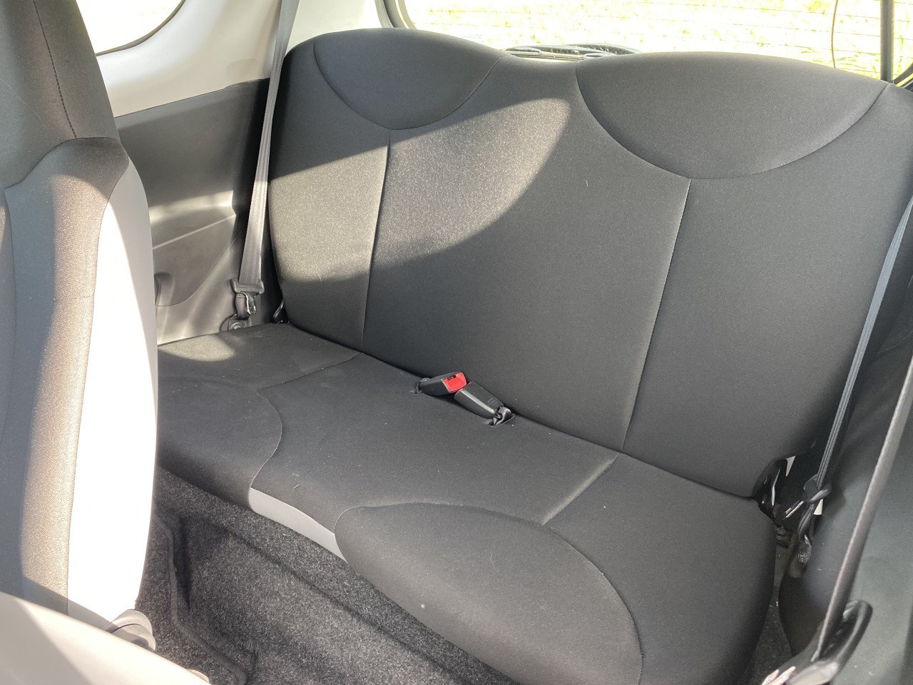Toyota Aygo 1.0 VVT-i Comfort - Dealer onderhouden/Airco/APK/2012