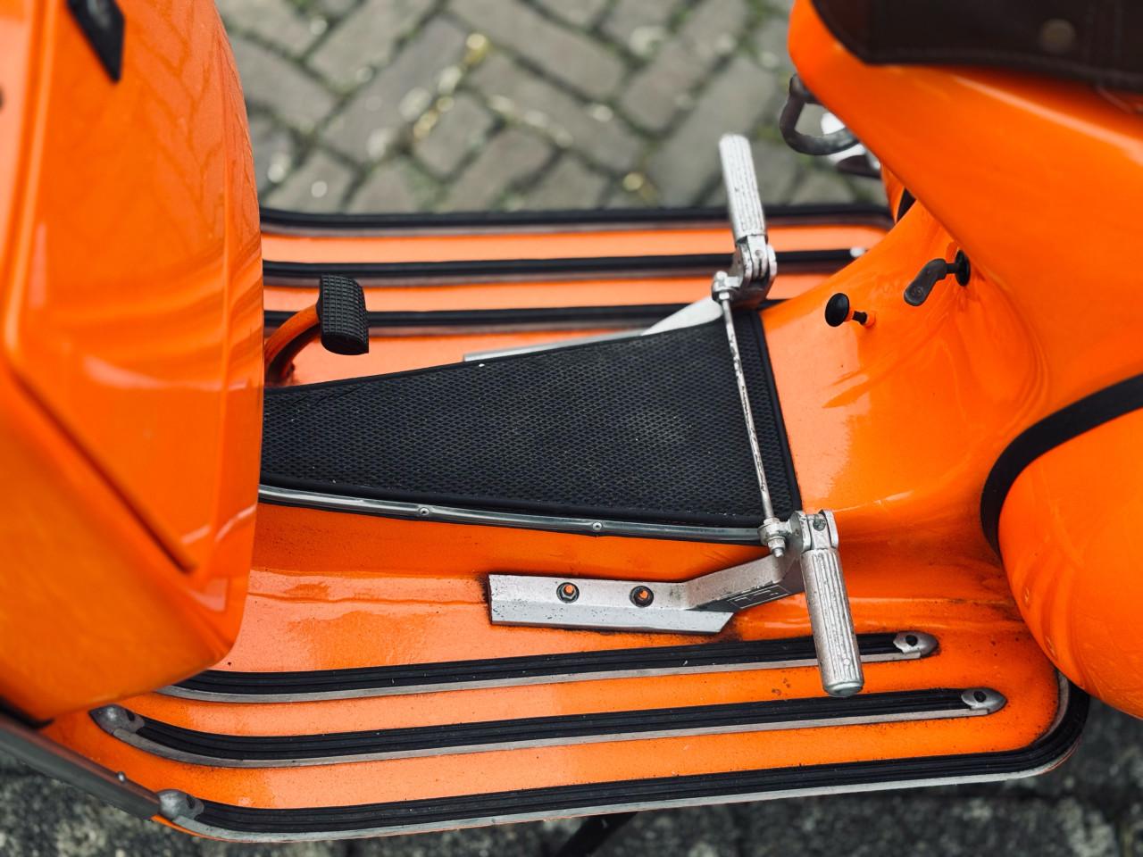 1985 Piaggio Vespa PX150 motorscooter - klassieker