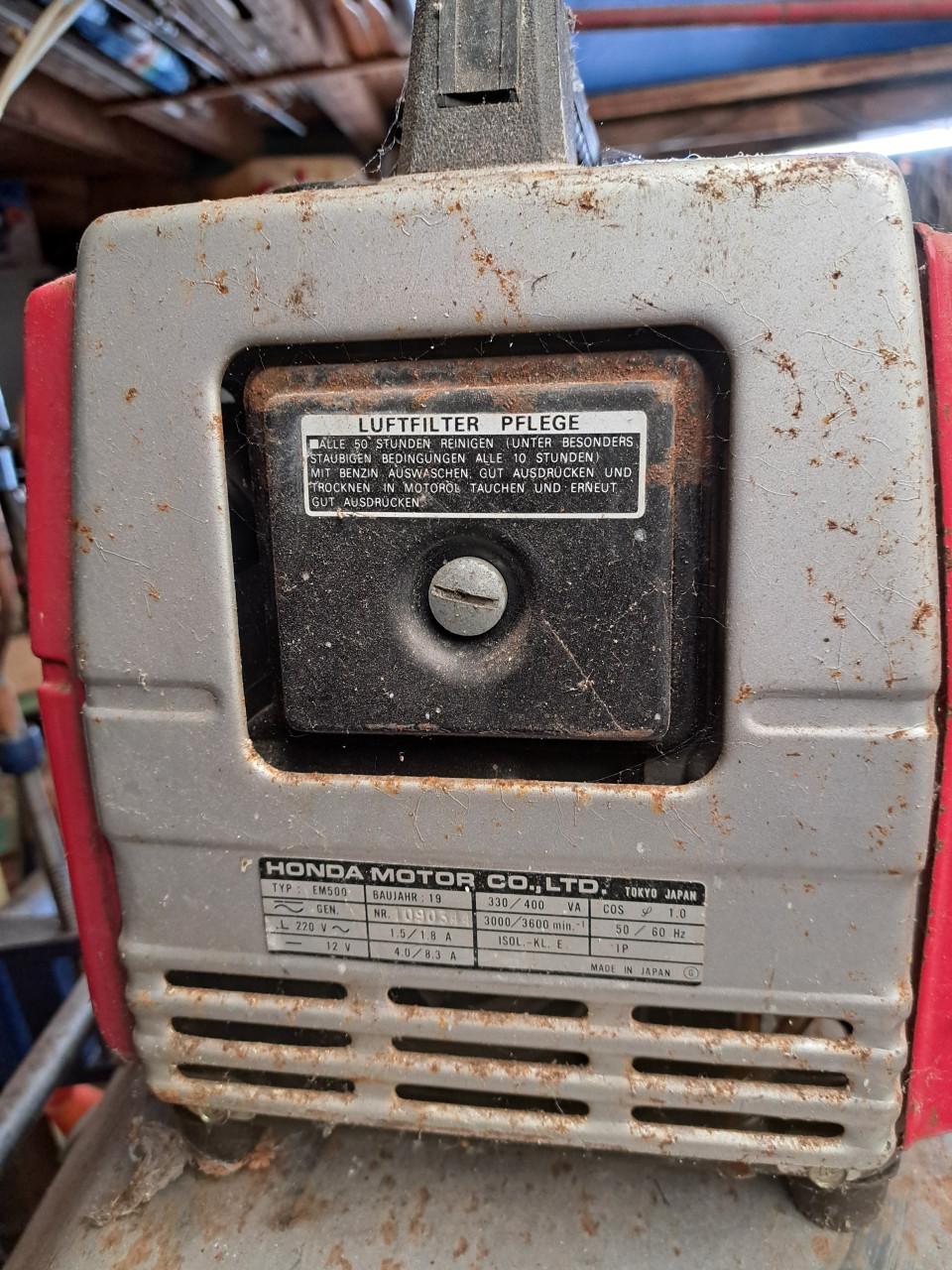 Kleine Honda generator opknapper