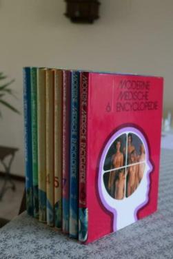 Te koop; medische encyclopedie boeken medisch ziektes