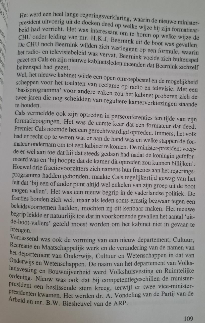 Van Drees tot Kok, een halve eeuw regeren,  door Dick Houwaart