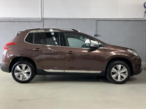 Peugeot 2008 Allure premium plus pack