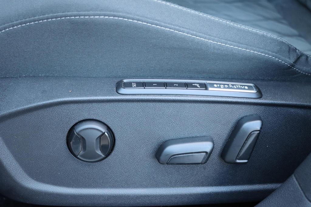 Volkswagen Golf 1.4 ehybrid style 204pk dsg6