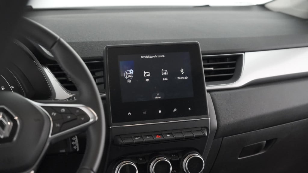 Renault Captur mild hybrid 140 edc techno | apple carplay | parkeersensoren
