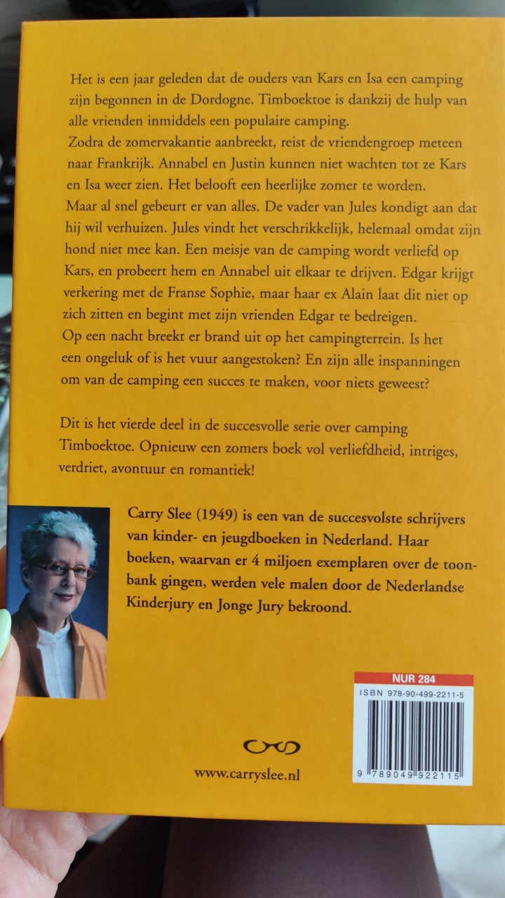 Boeken bundel jeugd met Carry Slee en Simone van der Vlugt