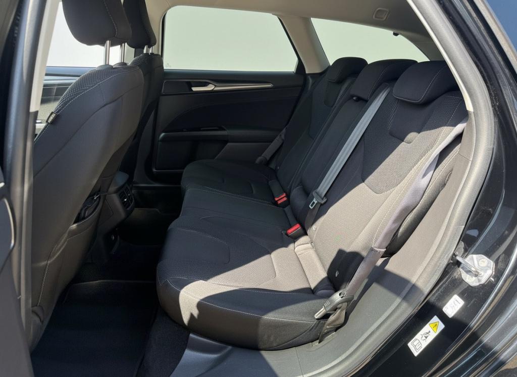 Ford Mondeo wagon 2.0 ivct hev titanium