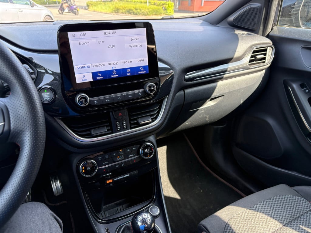 Ford Puma 1.0 ecoboost hybrid st-line x