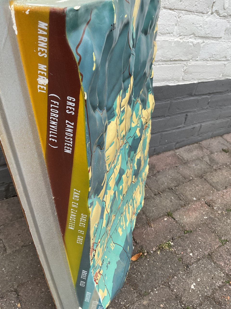 3 D reliëf landkaart ( school )
