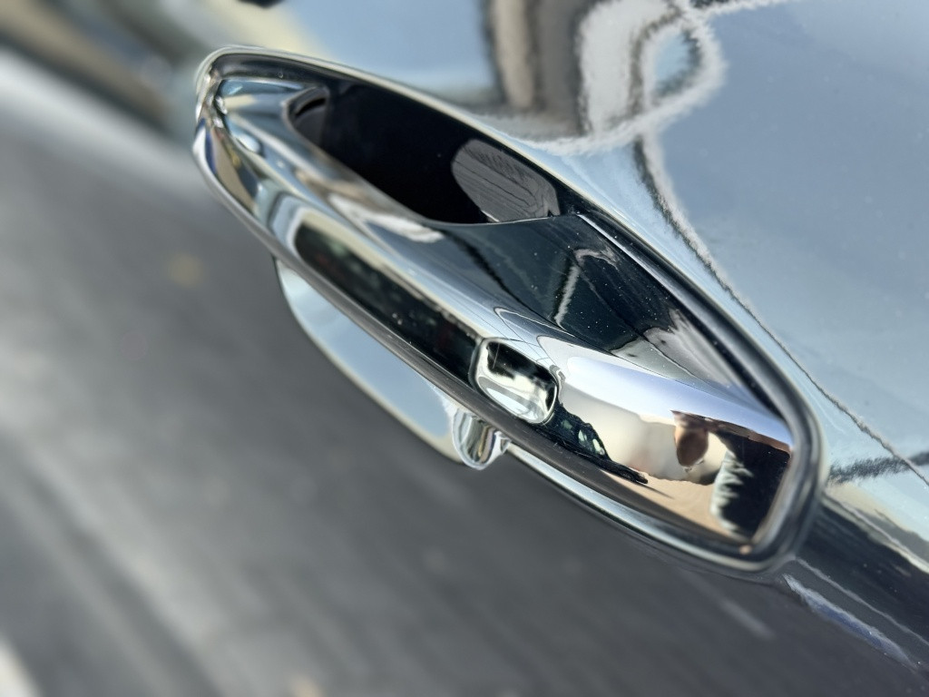 Volvo V60 v60 t6 340pk r-design| panodak| adap.cruise| 360camera| hud| key