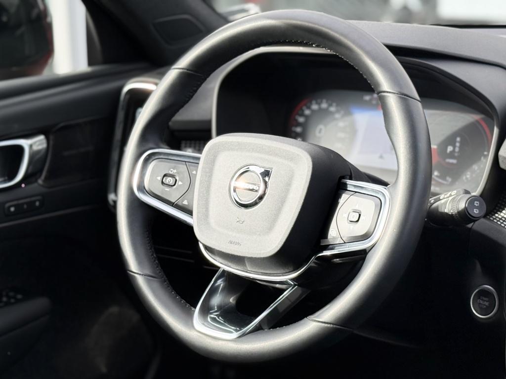 Volvo XC40 t5 262pk recharge r-design full options! trekhaak