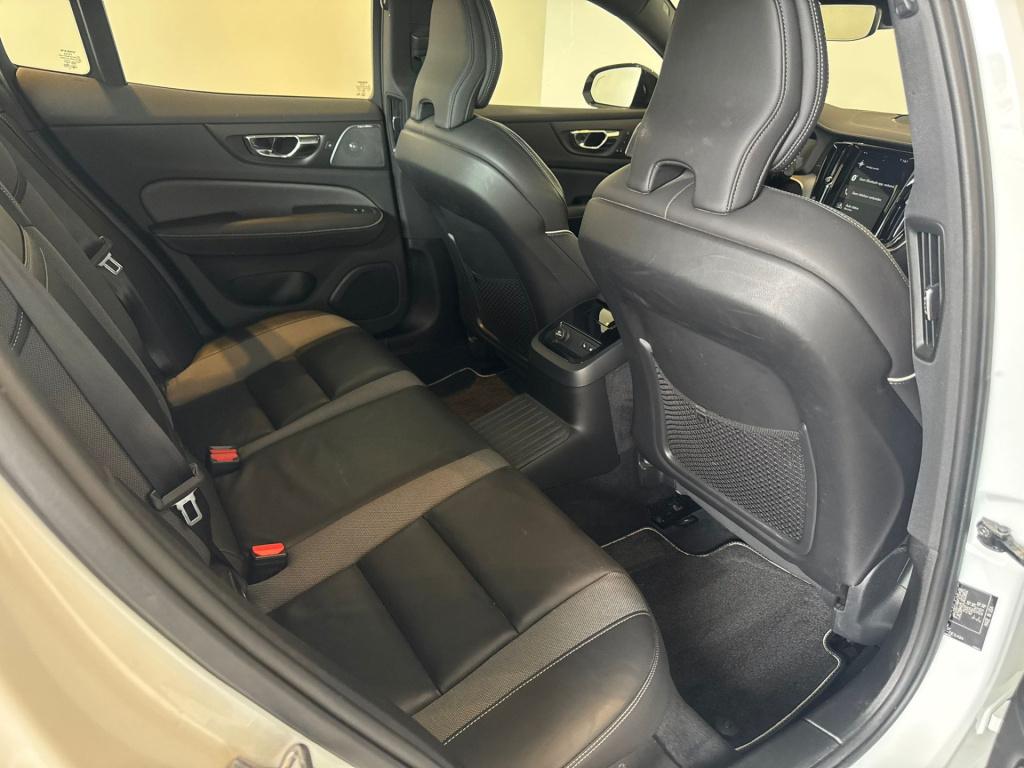 Volvo S60 2.0 t8 awd twin engine r-design