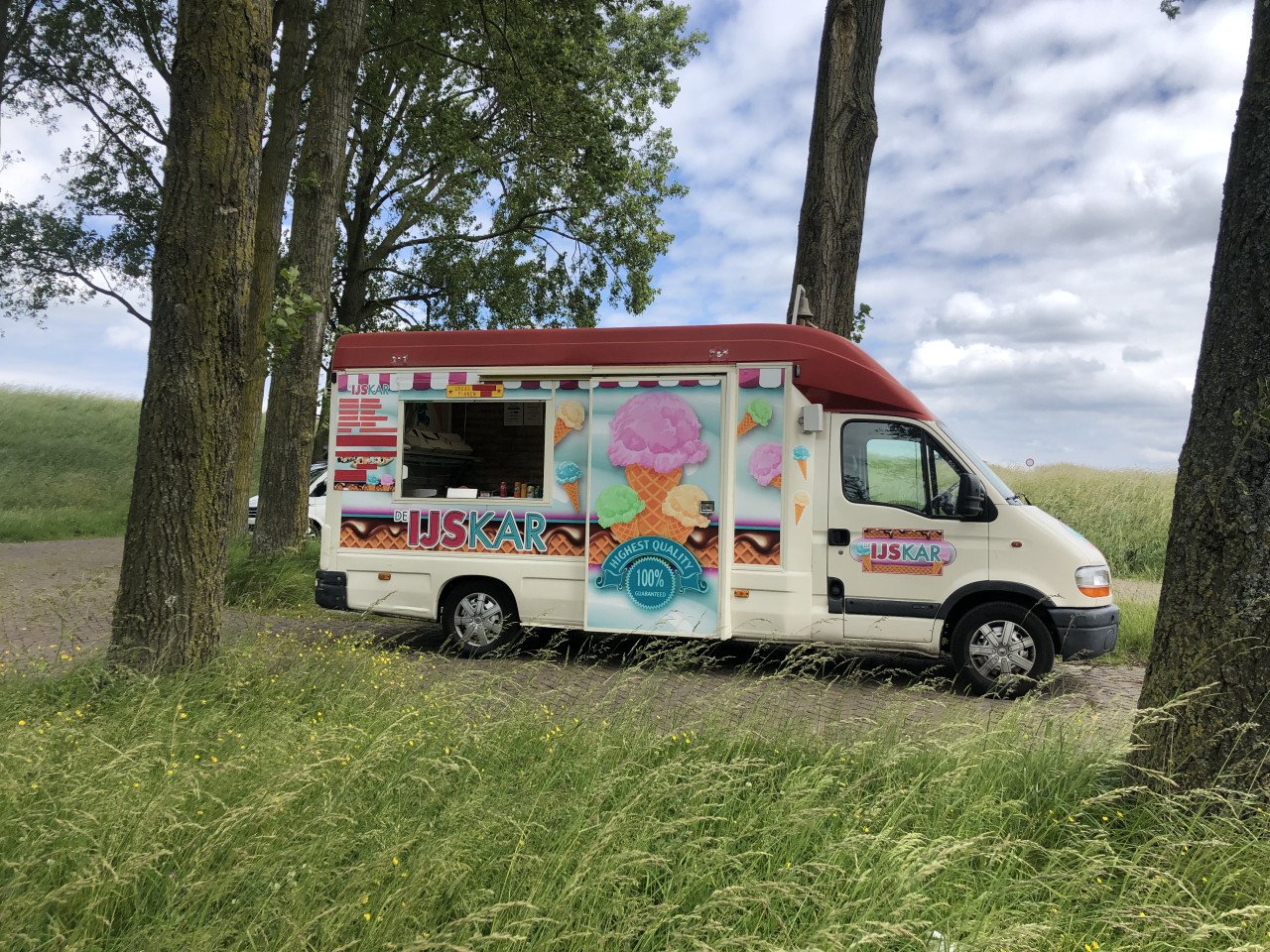 Retro IJswagen - Renault Master 2002