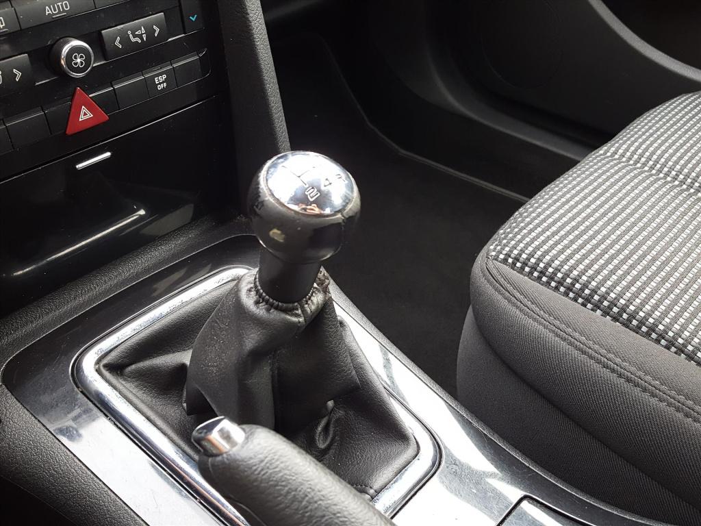 Peugeot 407 st 2.0i-16v 140pk trekhaak afneembaar | navigatie | cruise & cl