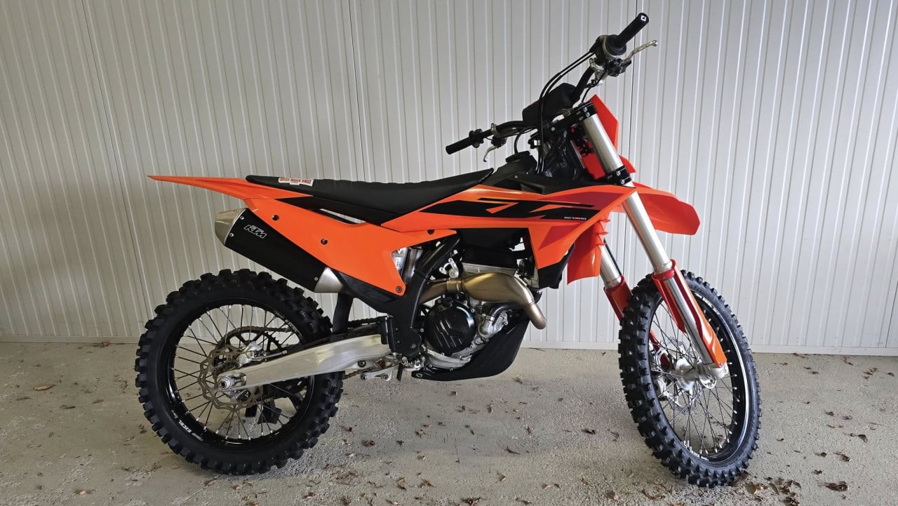 KTM 250 SX-F 2025 - Slechts 53 uur - BTW Motor