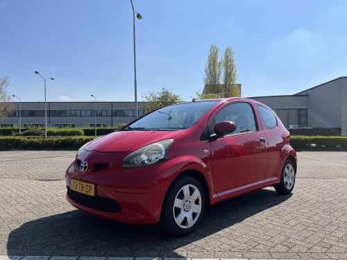 Toyota Aygo 1.0 | Apk | Nap | Stuurbekrachtiging | Nieuwe Koppelingset