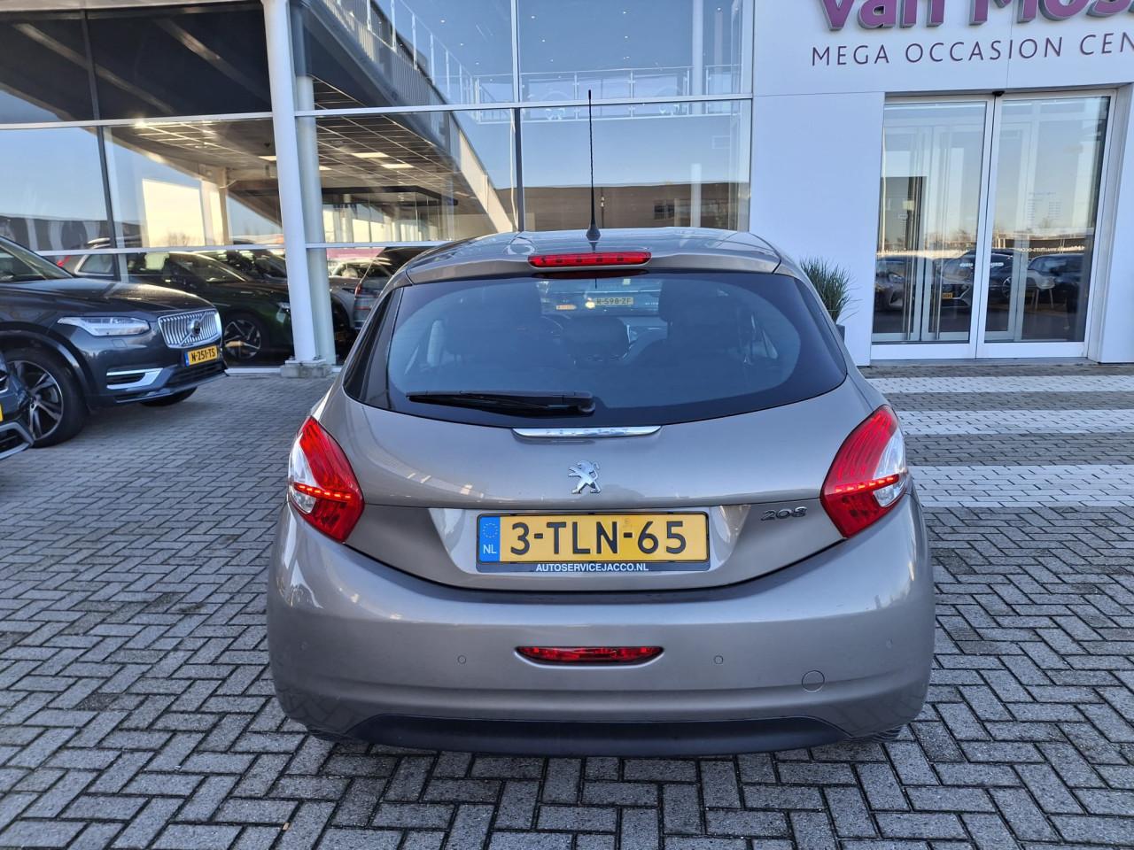 Peugeot 208 1.2 puretech 72.000km 2014