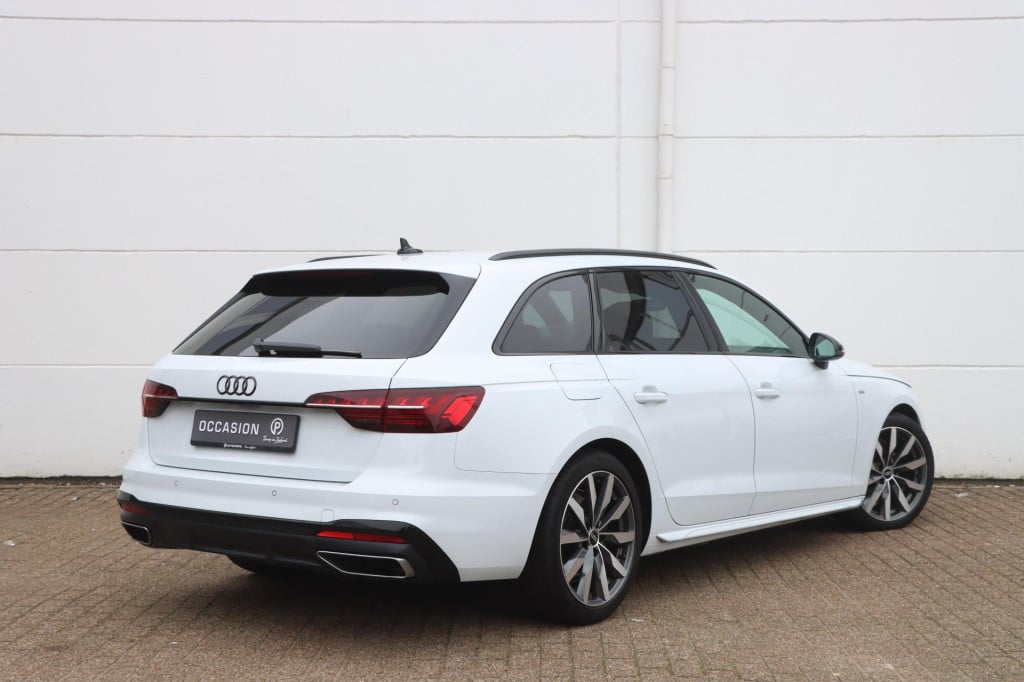 Audi A4 avant 35 tfsi 150pk s tronic s edition competition