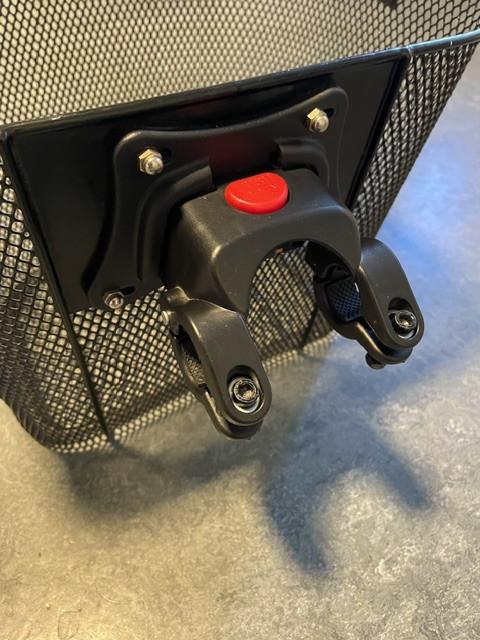 Metalen fietsmand zwart