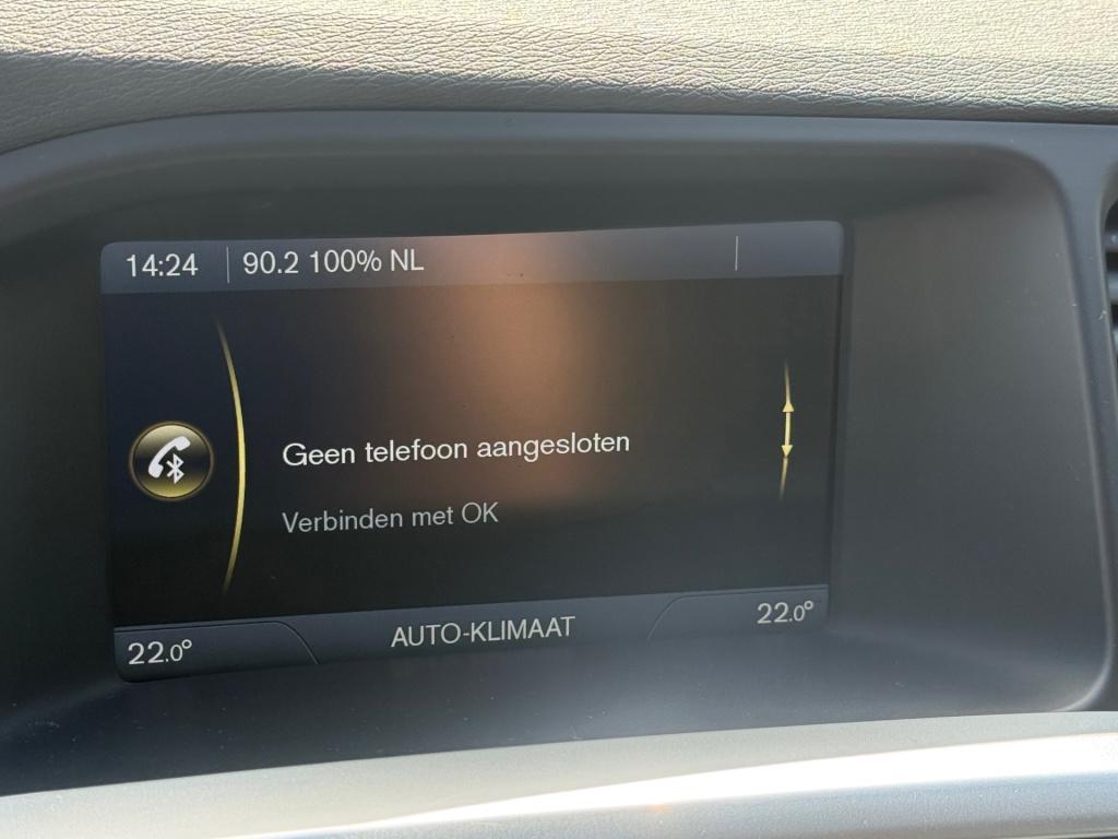 Volvo V60 1.6 t3 r-design
