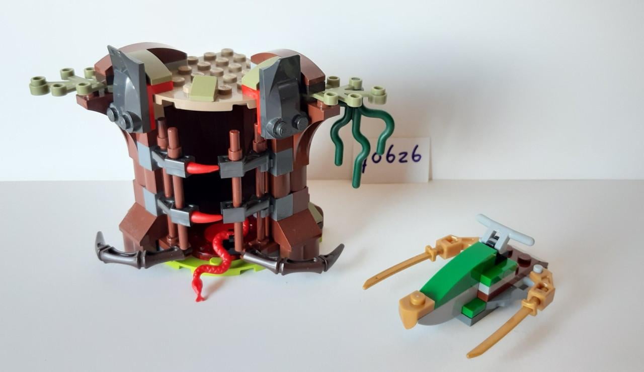 LEGO NINJAGO 70624:  Vermillion Invasievoertuig