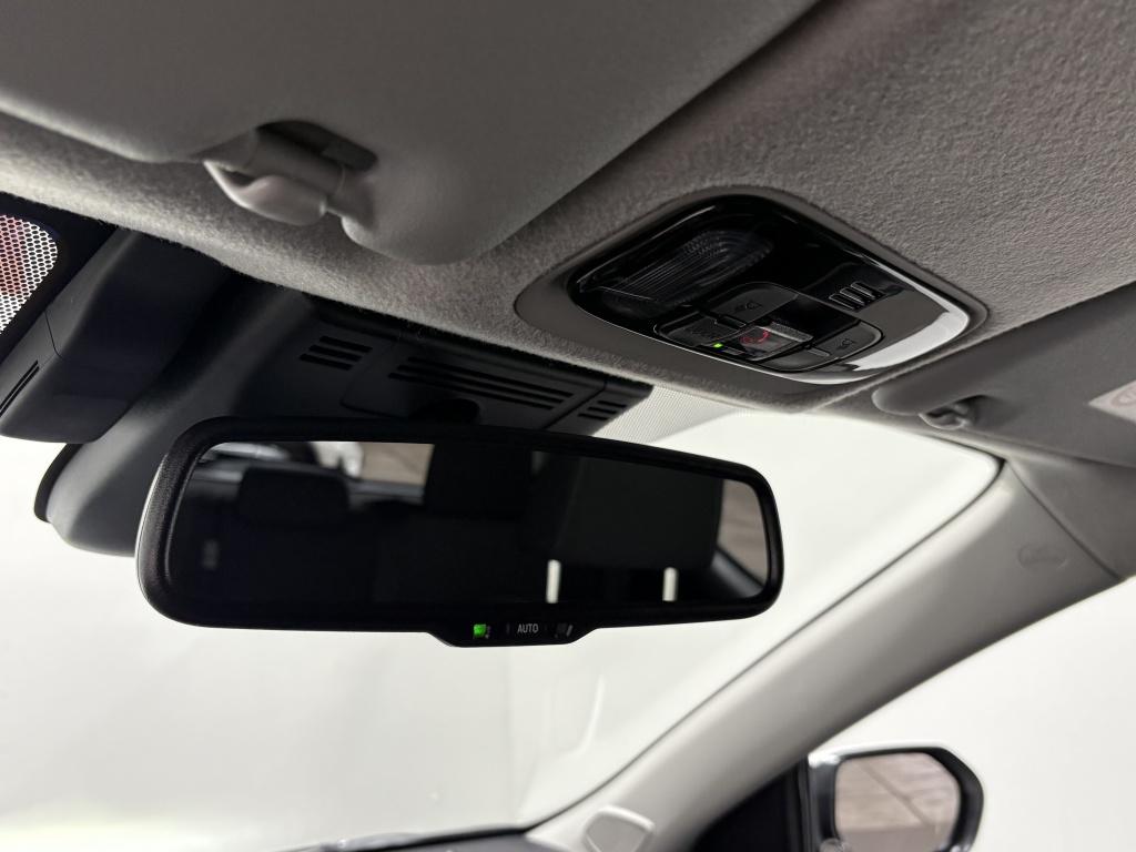Toyota Yaris 1.5 hyb. 115 first edition | pdc |