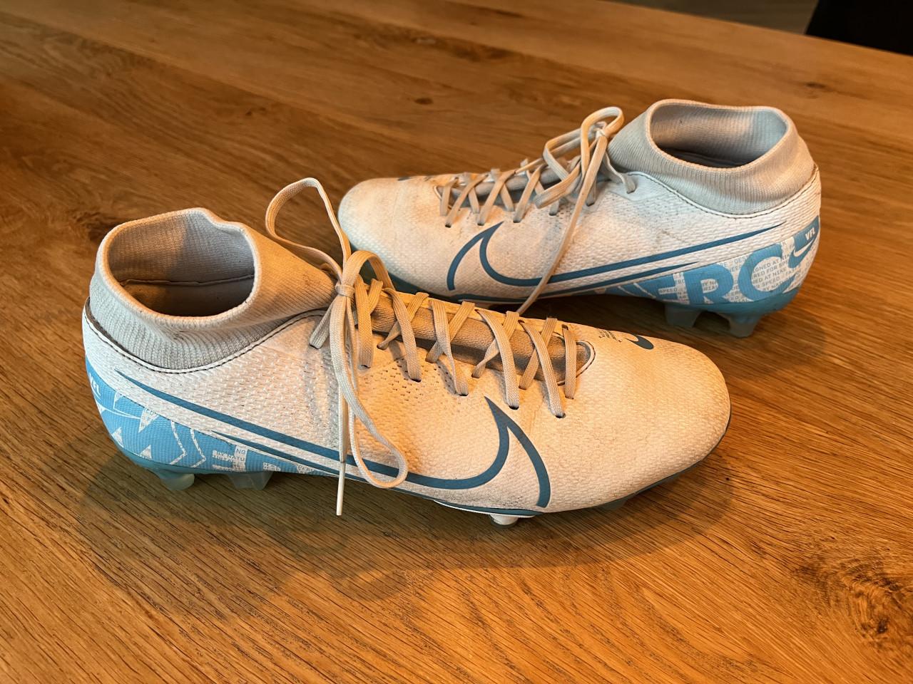 Voetbalschoenen maat 40 Nike