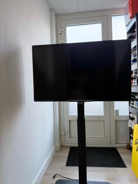 Philips TV met goede standaard