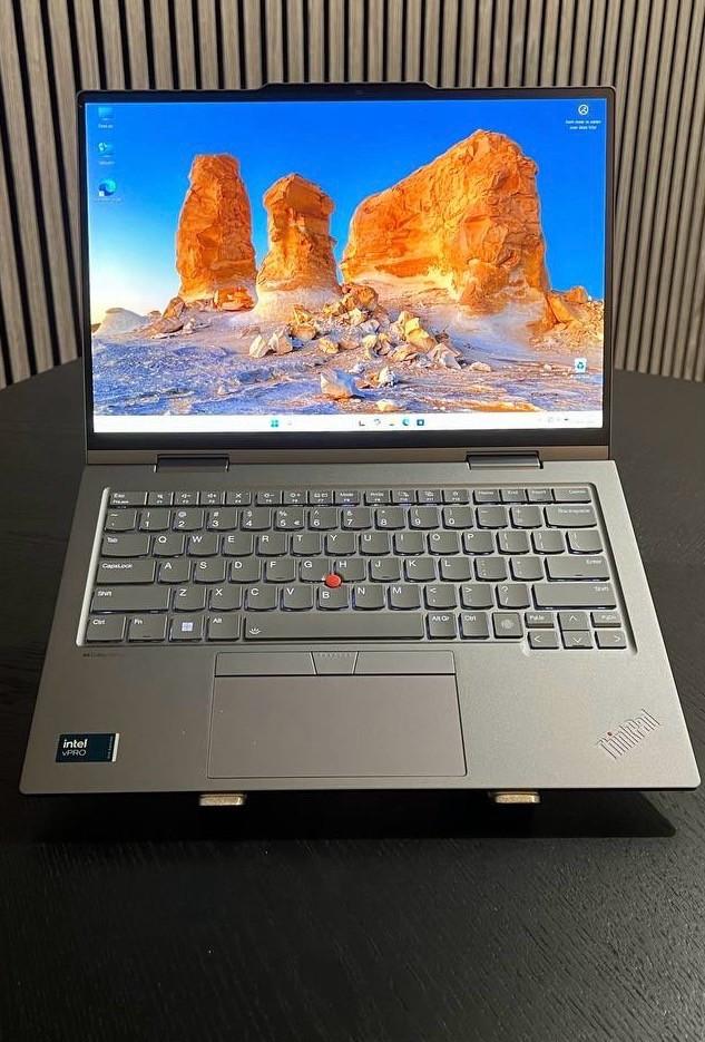 Nieuwe Lenovo ThinkPad X1 2-in-1 Gen 9 - Ultra 7, 32GB, 4TB