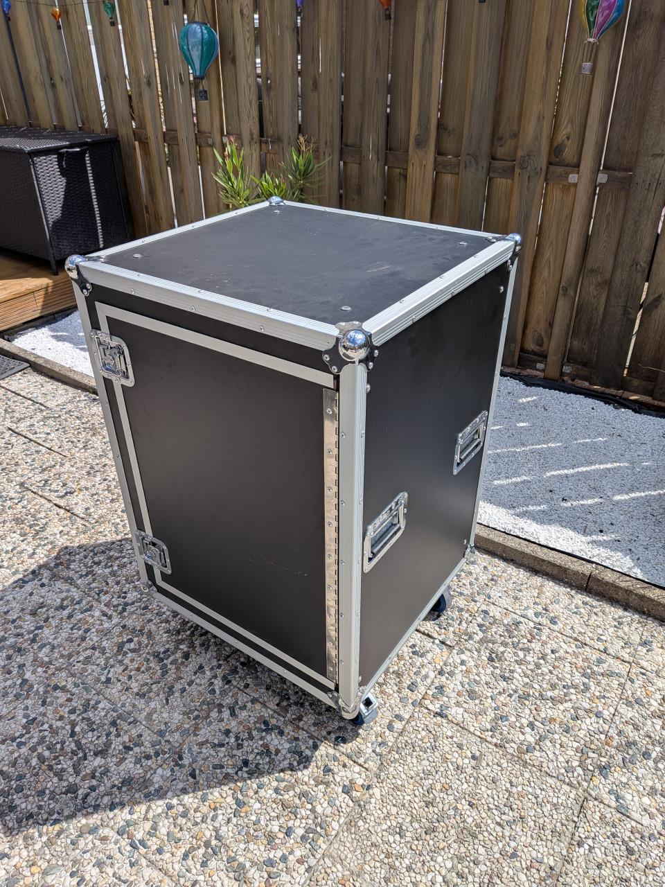 Compleet professionele IEM / monitor-rack met o.a. X32 Rack