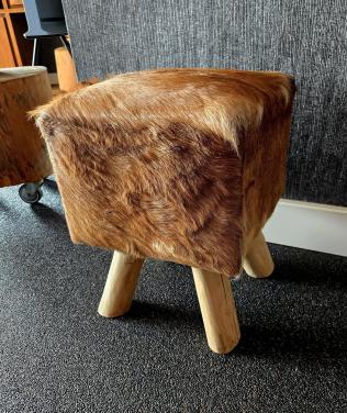 Prachtig echt geitenhuid krukje