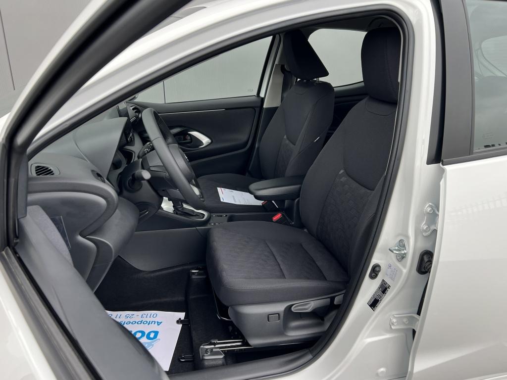 Toyota Yaris hybrid 115 active | actie prijs | nieuwe auto |