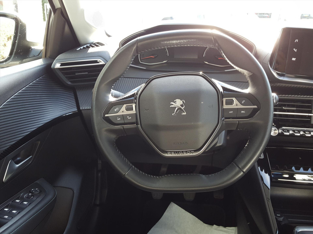 Peugeot 208 allure 1.2 pt-100pk navigatie | apple carplay & android auto | 