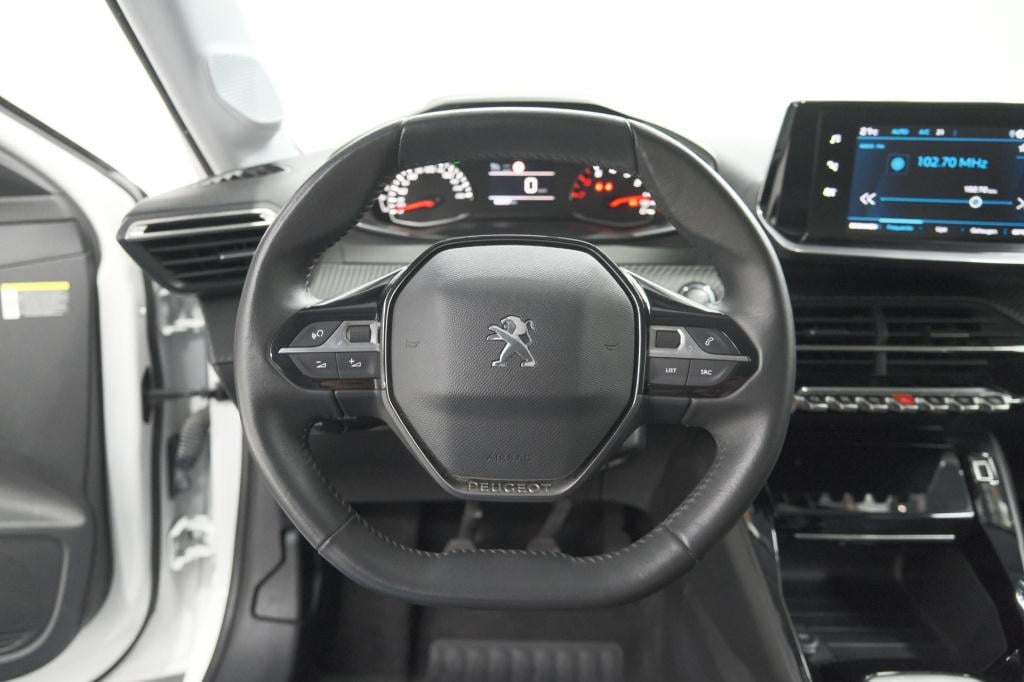 Peugeot 208 puretech 100 allure | camera | apple carplay | parkeersensoren 