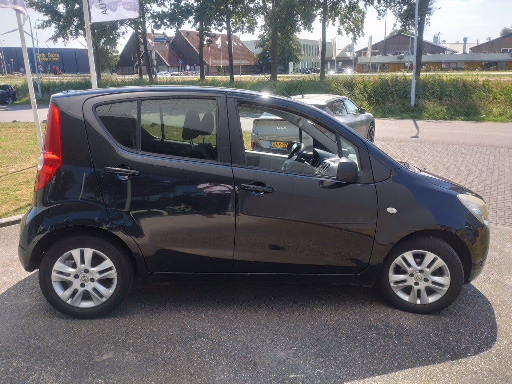 Opel Agila 1.0 edition