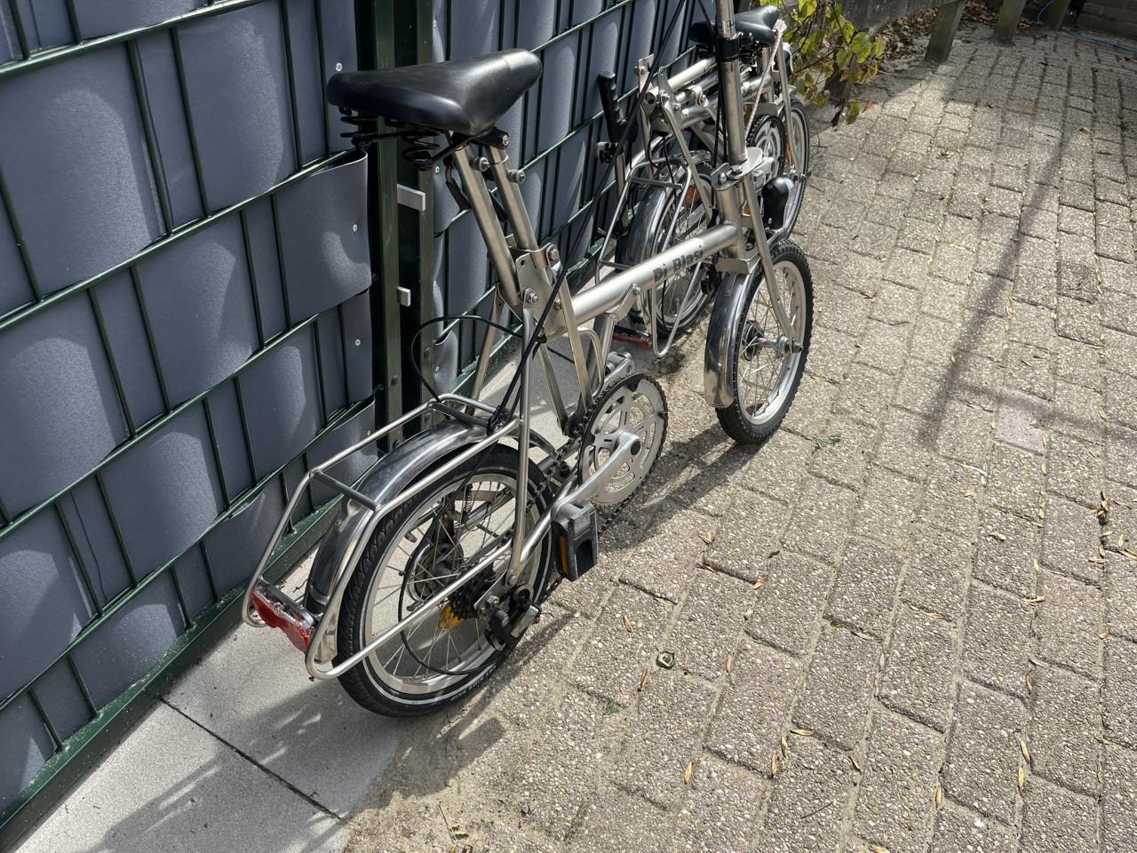 2 Vouwfietsen RVS Di Blasi R4S met tassen