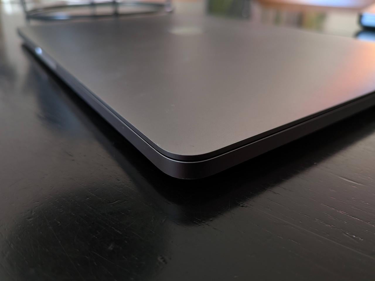 Apple MacBook Pro 13-inch (2017)