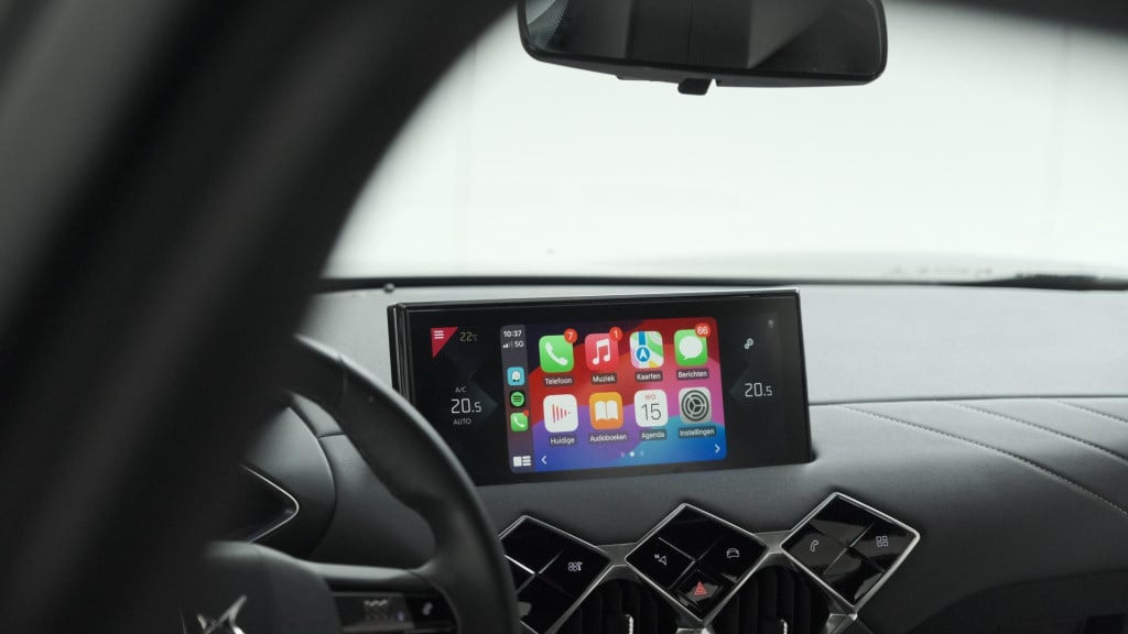 Ds Ds 3 crossback puretech 100 montmartre | parkeersensoren | apple carplay