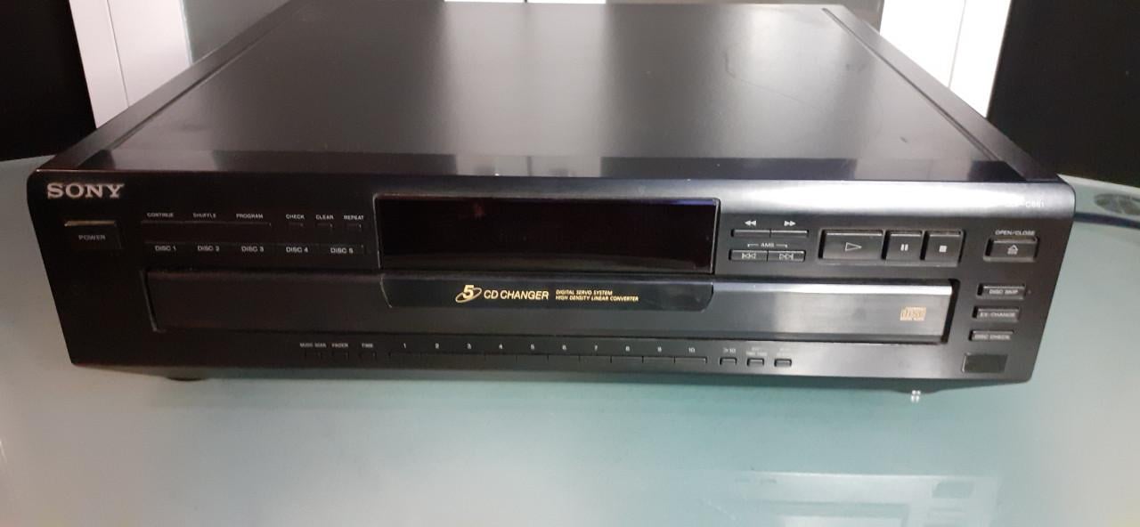 Sony cdp-c 661  5 cd wisselaar