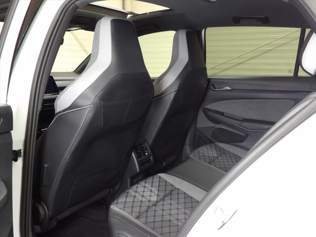 Volkswagen Golf 1.5 etsi 130pk 7-dsg r-line