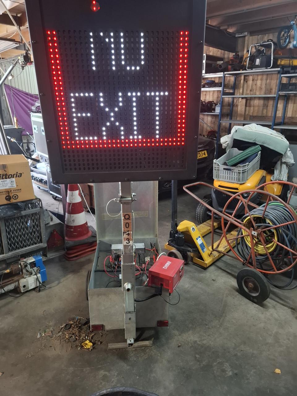 Led bord met no exit