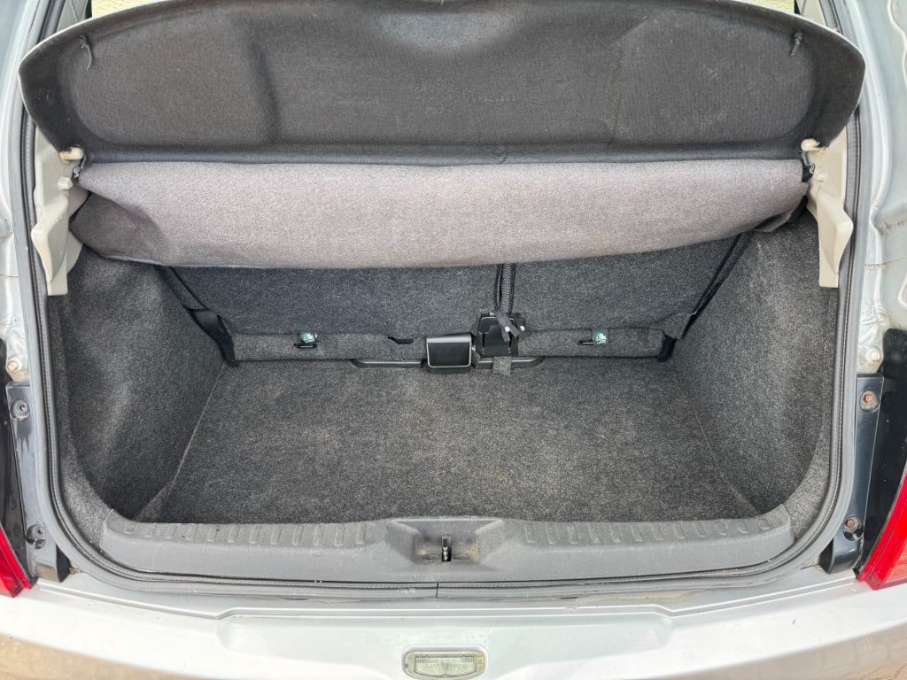 Nissan Micra 1.4 tekna