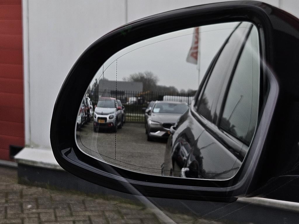 BMW X5 xdrive45e m-sport | achterasbesturing | trekhaak | luchtvering