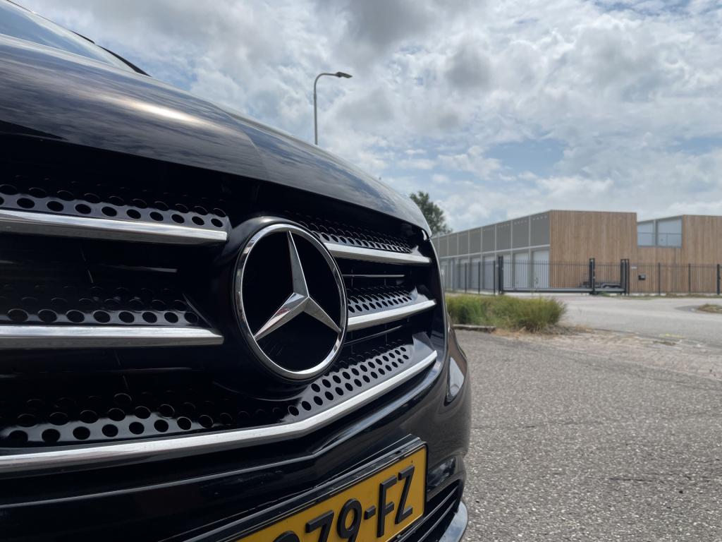 Mercedes-Benz Vito tourer 250cdi 190pk lang aut. 8 pers leer | led | 19'' |
