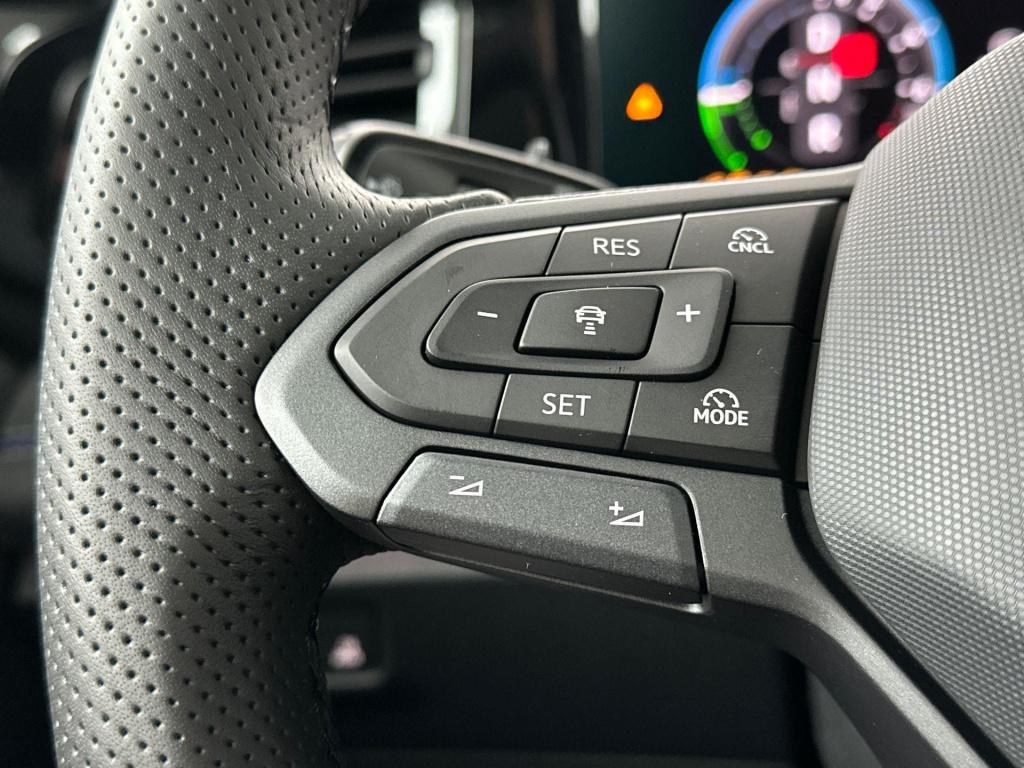 Volkswagen Tiguan r-line edition plug in hybride 272 pk black style pakket