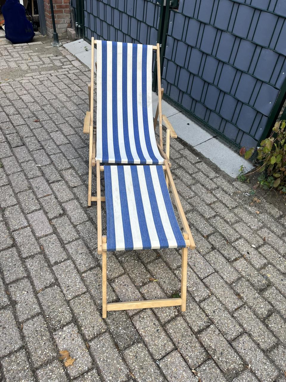 Strandstoel met armleuning en voetensteun