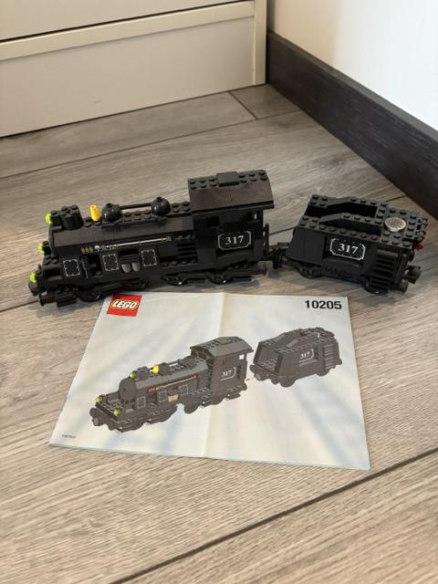 Lego 10205 Zwarte locomotief