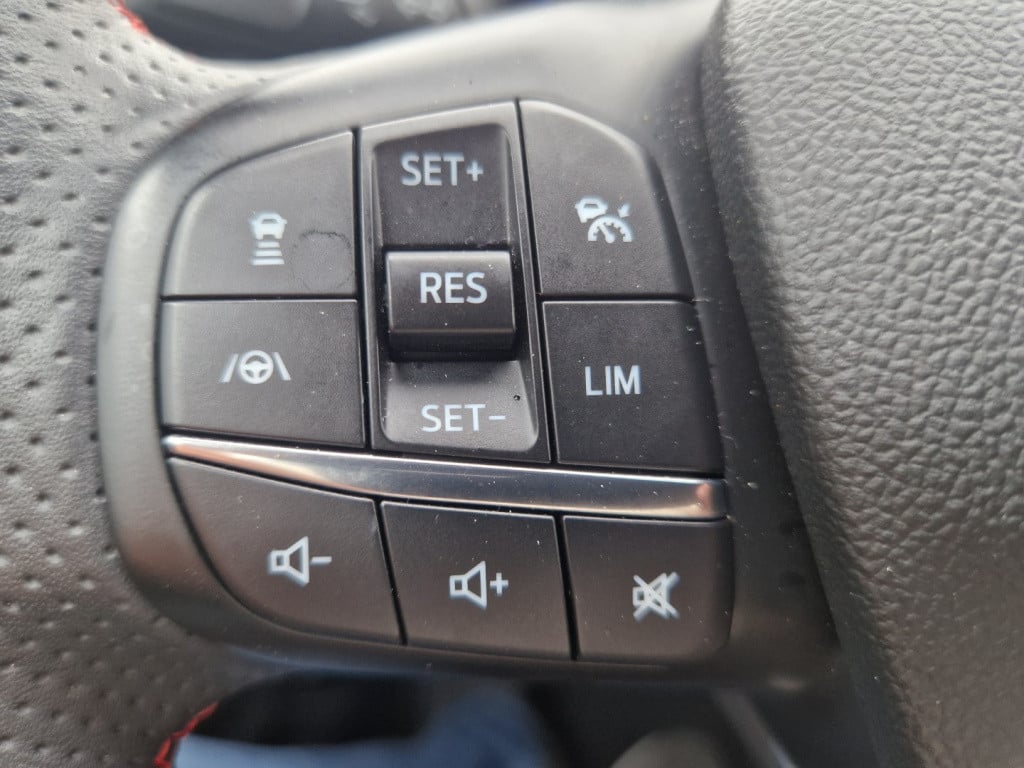 Ford Kuga 2.5 phev e-cvt 225pk st-line | winterpakket | adapt.cc